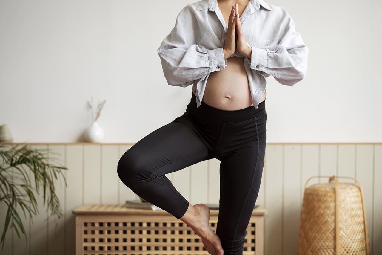 Une séance de yoga aérien prénatal s’adapte à vos besoins
